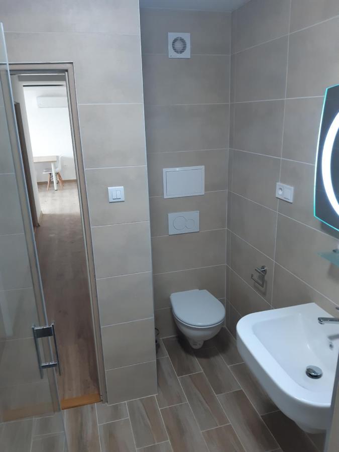 Hotel Felicia Kaluža Dış mekan fotoğraf