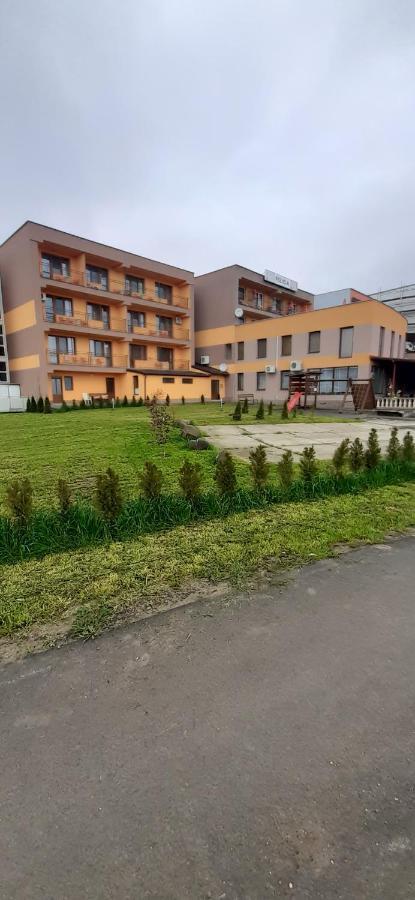 Hotel Felicia Kaluža Dış mekan fotoğraf