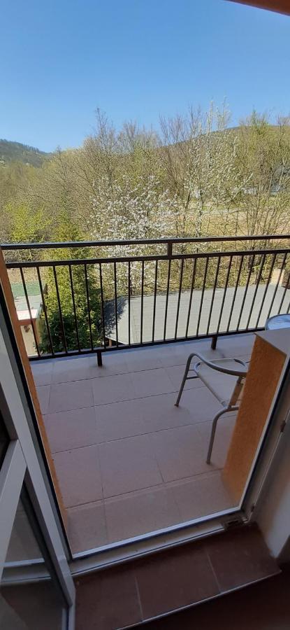Hotel Felicia Kaluža Dış mekan fotoğraf