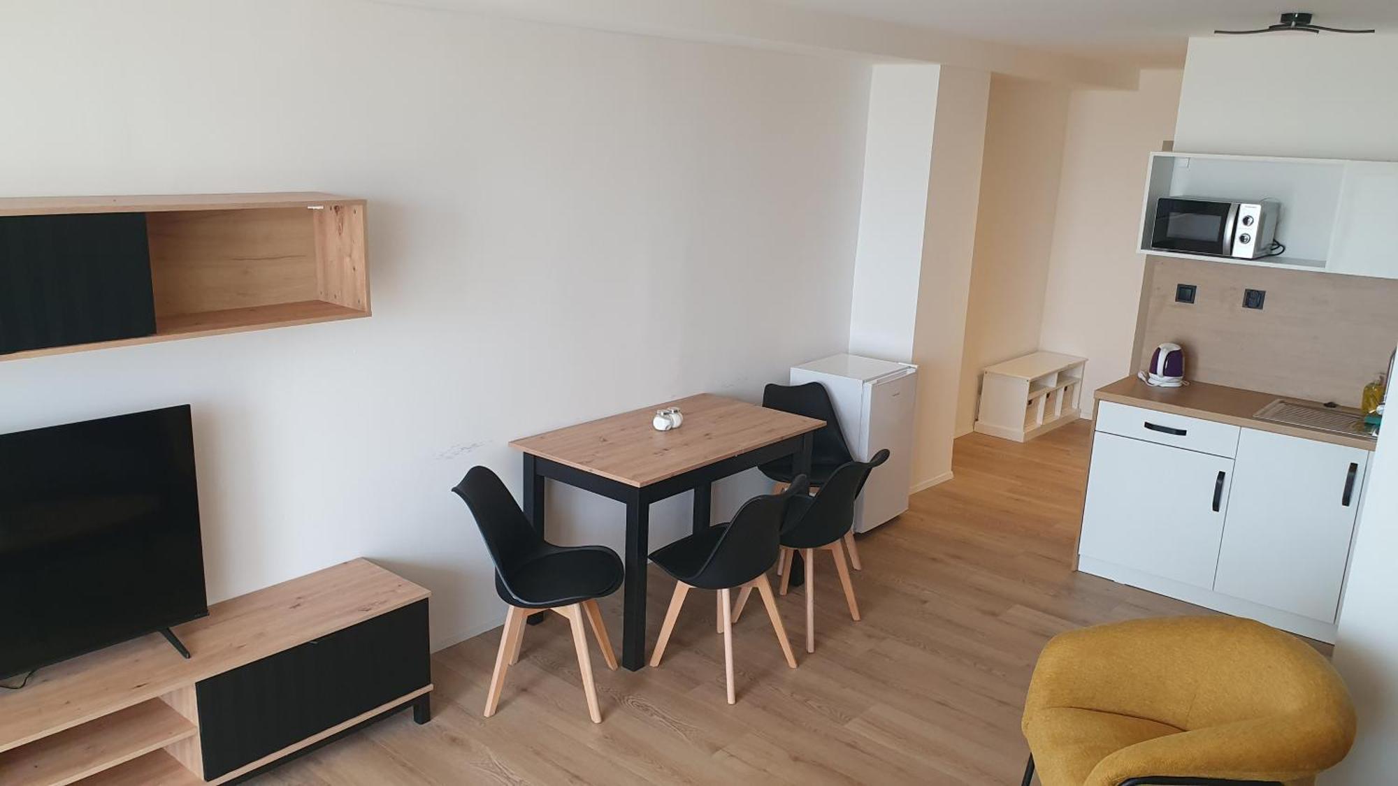 Hotel Felicia Kaluža Dış mekan fotoğraf