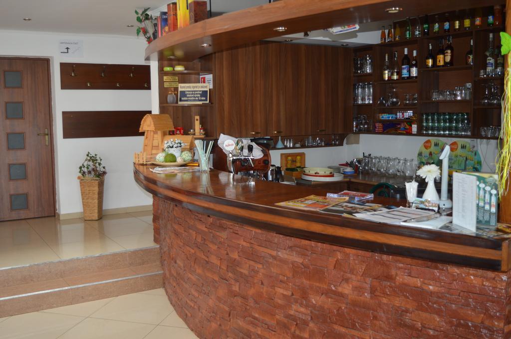 Hotel Felicia Kaluža Dış mekan fotoğraf